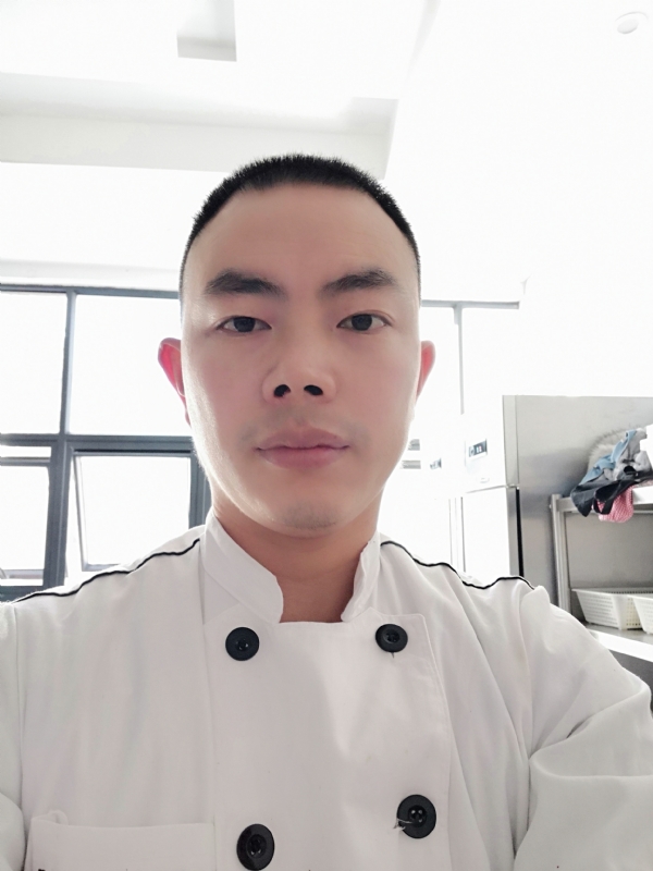 剑客段狼的第一张照片--石林认干亲服务网