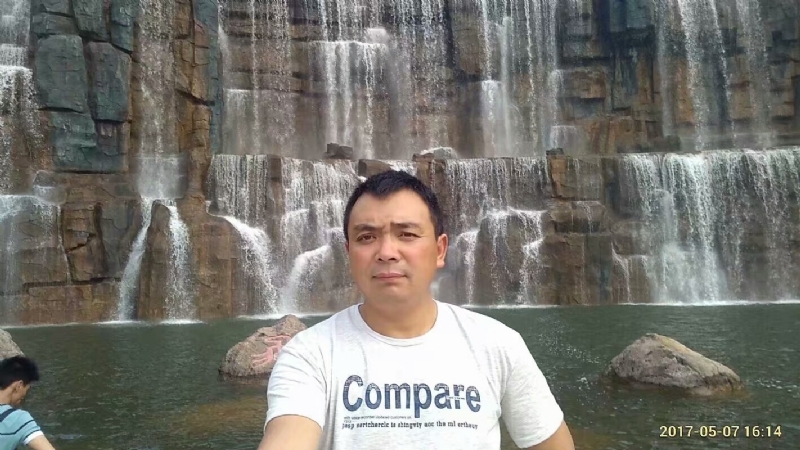 平淡的第一张照片--石林认干亲服务网